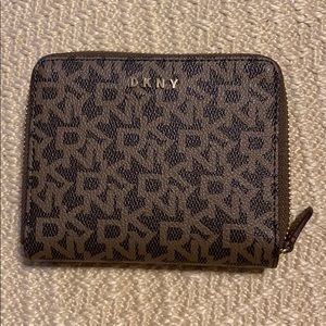 DKNY wallet